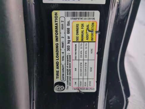 Used 2018 Ford Mustang Coupe image 34