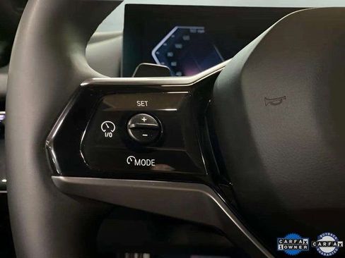 Used 2025 BMW 530i xDrive image 37