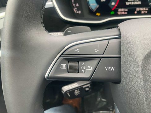 Used 2024 Audi Q3 2.0T Premium Plus image 23