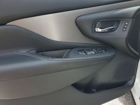 Used 2024 Nissan Murano SL FWD image 20