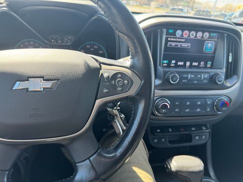 Used 2018 Chevrolet Colorado Z71 w/ Centennial Edition image 22