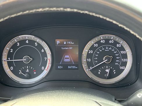 Used 2022 Hyundai Venue SEL FWD image 25