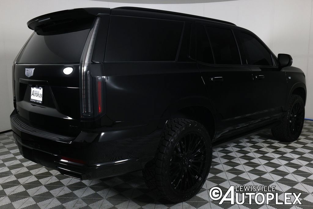 Used 2026 Cadillac Escalade Sport w/ LPO, ONYX Package AWD/4WD image 5