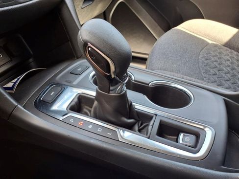 Certified 2024 Chevrolet Equinox LT image 19