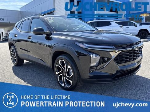 New 2026 Chevrolet Trax RS image 1