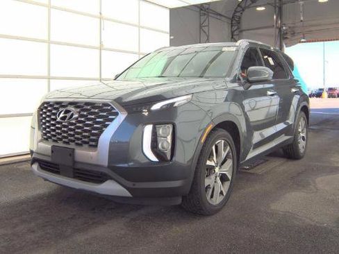 Used 2022 Hyundai Palisade SEL w/ 8P Bench Seat Package FWD image 1