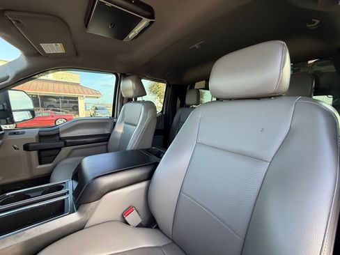 Used 2016 Ford F150 XL w/ Equipment Group 101A Mid RWD image 17