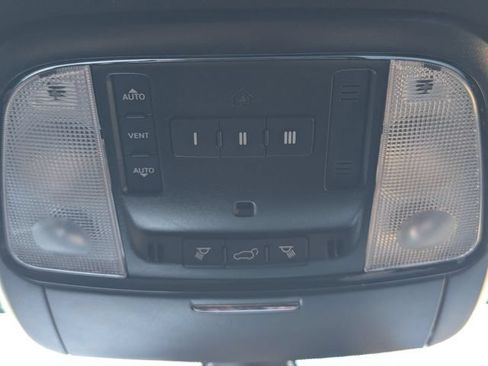 Used 2024 Dodge Durango R/T AWD/4WD image 25