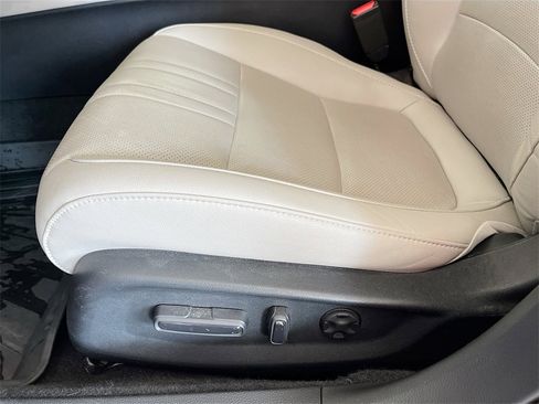 Used 2019 Honda Accord EX-L image 19