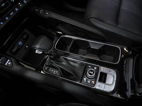 Used 2020 Kia Telluride SX image 37