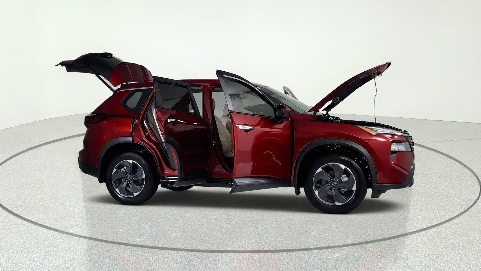 Used 2025 Nissan Rogue SV AWD/4WD image 15