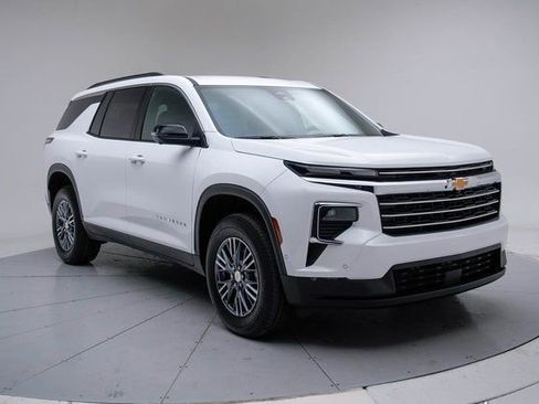 New 2026 Chevrolet Traverse LT w/ Enhanced Driving Package FWD image 1