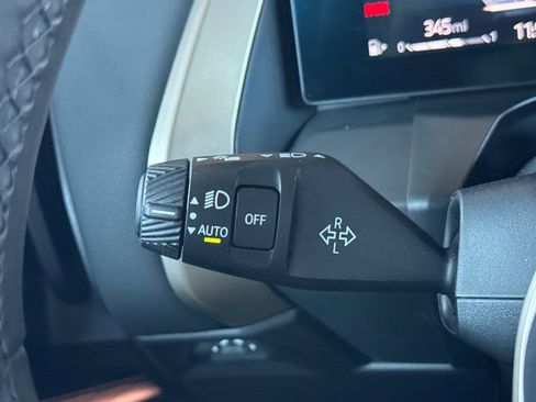 Used 2025 BMW X3 xDrive30 image 32