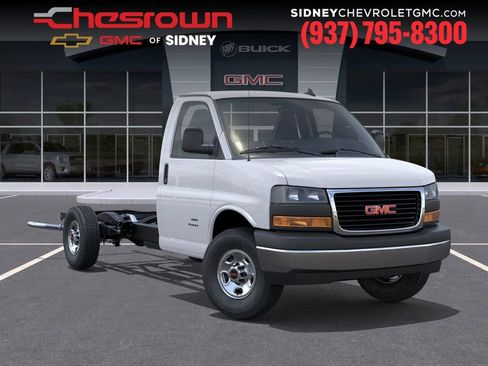 New 2025 GMC Savana 3500 w/ Power Convenience Package RWD image 7