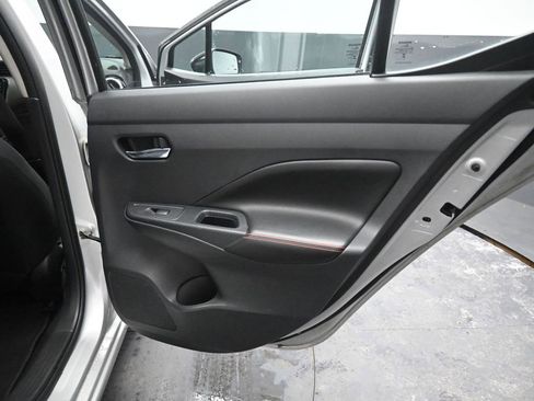 Used 2023 Nissan Versa SR w/ Trunk Package image 20