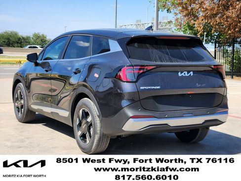 New 2026 Kia Sportage LX w/ LX Convenience Package FWD image 4