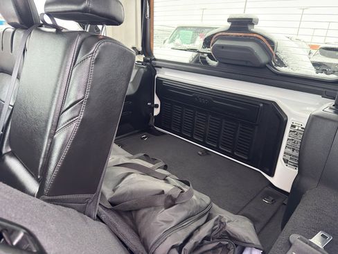 Used 2022 Jeep Wrangler Unlimited Sahara w/ Cold Weather Group image 36