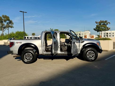 Used 2011 Ford F150 Raptor w/ Raptor Luxury Pkg image 40