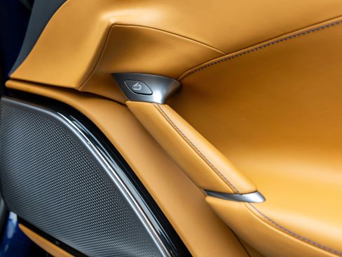 Used 2025 Ferrari Roma Spider image 32