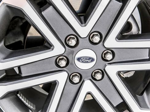 Used 2022 Ford F150 XL w/ STX Appearance Package RWD image 41