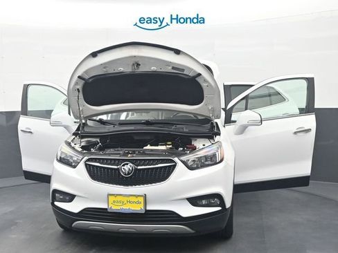 Used 2018 Buick Encore Sport Touring FWD image 37
