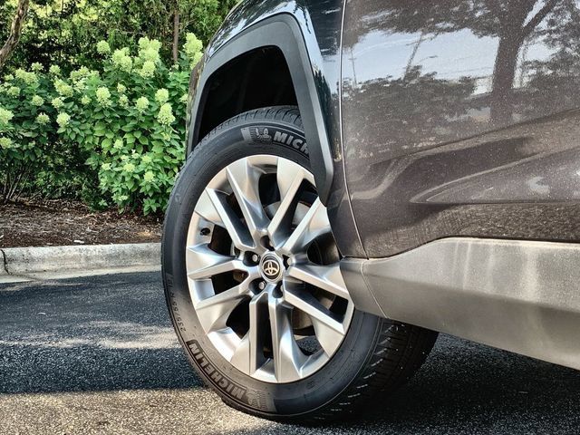 Used 2023 Toyota RAV4 XLE Premium AWD/4WD image 41