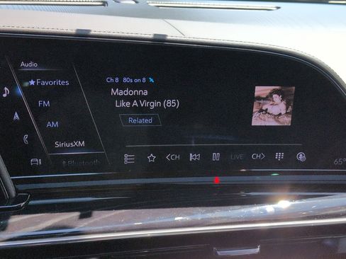 Used 2023 Cadillac Escalade V w/ LPO, ONYX Package image 23