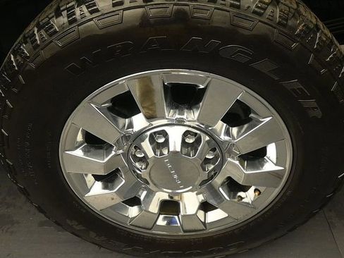 Used 2019 GMC Sierra 2500 Denali image 9