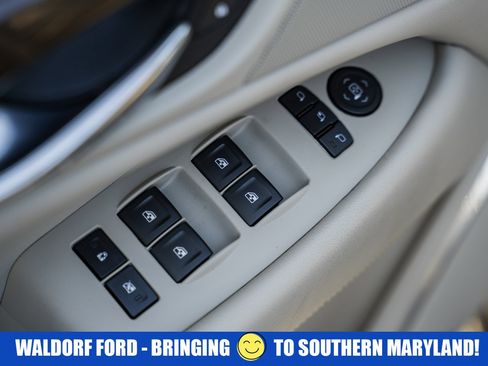 Used 2019 Cadillac Escalade ESV Luxury image 43