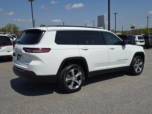 New 2026 Jeep Grand Cherokee L Limited AWD/4WD image 3