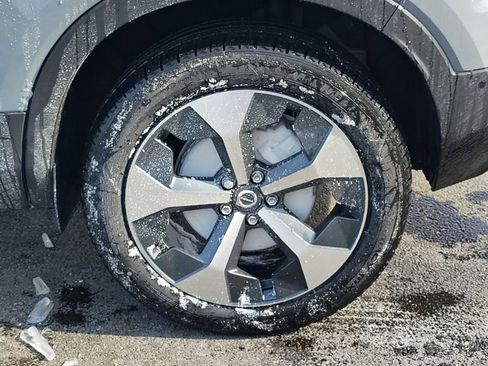 New 2026 Volvo XC40 B5 Plus w/ Protection Package Premier image 28