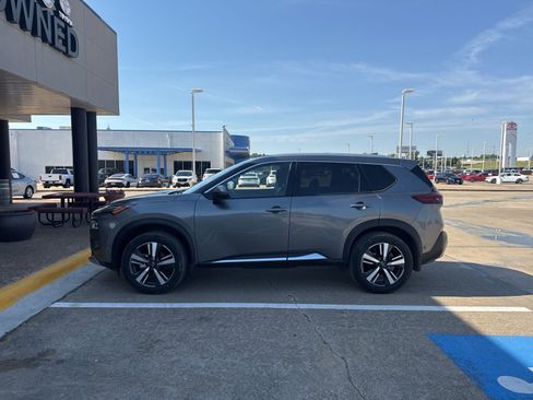 Used 2023 Nissan Rogue Platinum w/ Platinum Premium Package AWD/4WD image 4