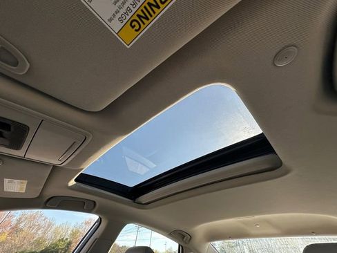 Used 2024 Honda Accord Touring image 21