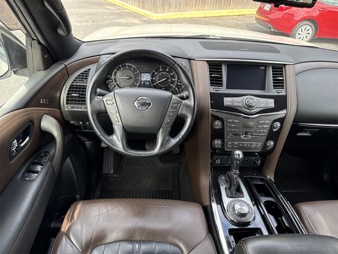 Used 2020 Nissan Armada Platinum w/ Platinum Reserve Package image 17