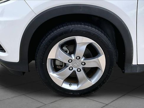 Certified 2021 Honda HR-V LX image 11