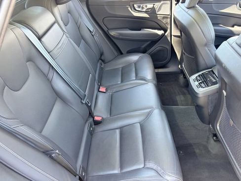 Used 2021 Volvo XC60 T5 Inscription AWD/4WD image 22