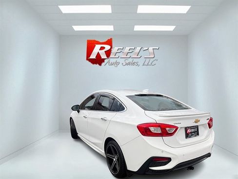 Used 2016 Chevrolet Cruze Premier FWD image 34