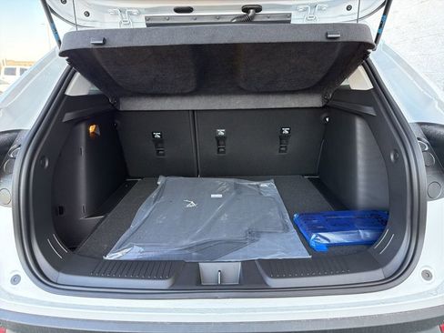 New 2026 Chevrolet Trax LT w/ Driver Confidence Package image 25