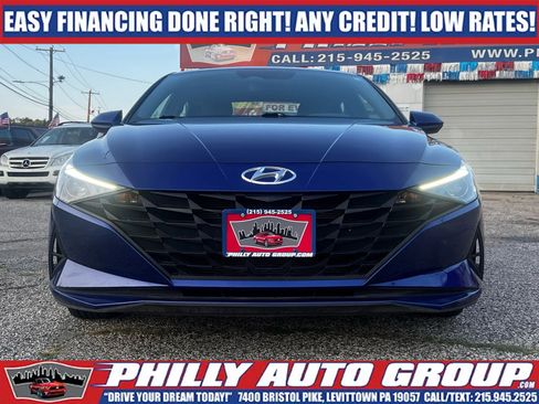 Used 2021 Hyundai Elantra SE FWD image 2