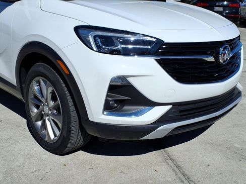 Used 2021 Buick Encore GX Essence w/ Experience Buick Package image 9