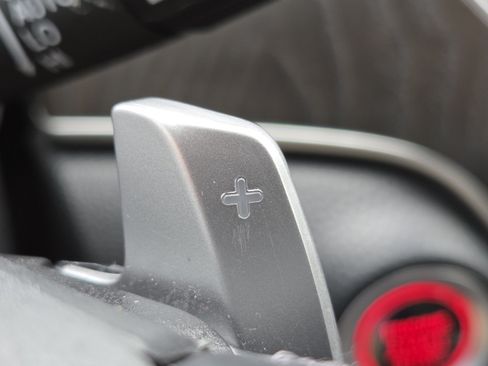 Used 2020 Honda Accord Touring image 13