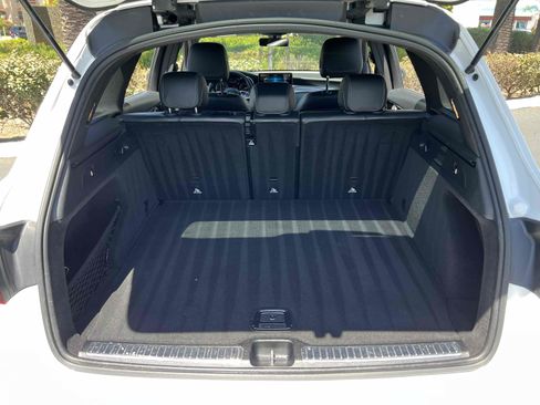 Used 2020 Mercedes-Benz GLC 300 4MATIC image 42