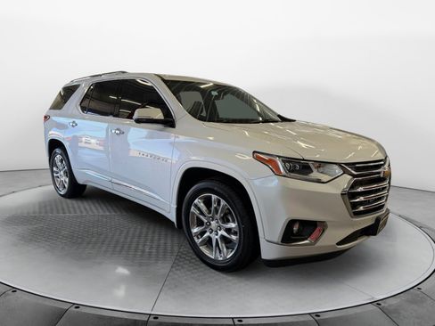 Used 2020 Chevrolet Traverse High Country w/ LPO, Floor Liner Package AWD/4WD image 4