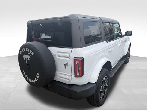 Used 2023 Ford Bronco Outer Banks image 6