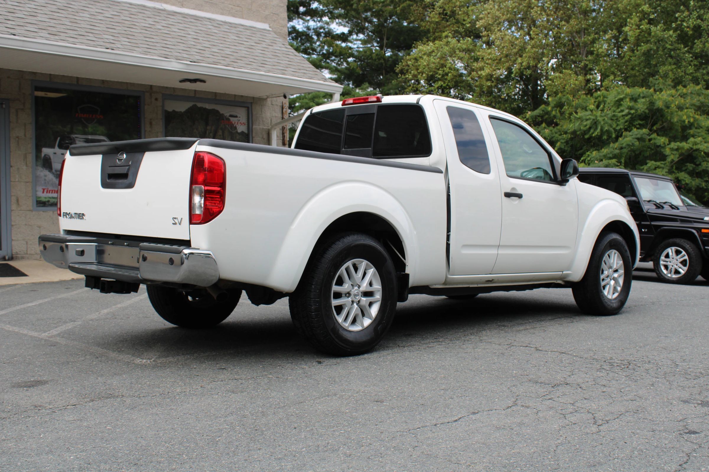 Used 2021 Nissan Frontier SV RWD image 6
