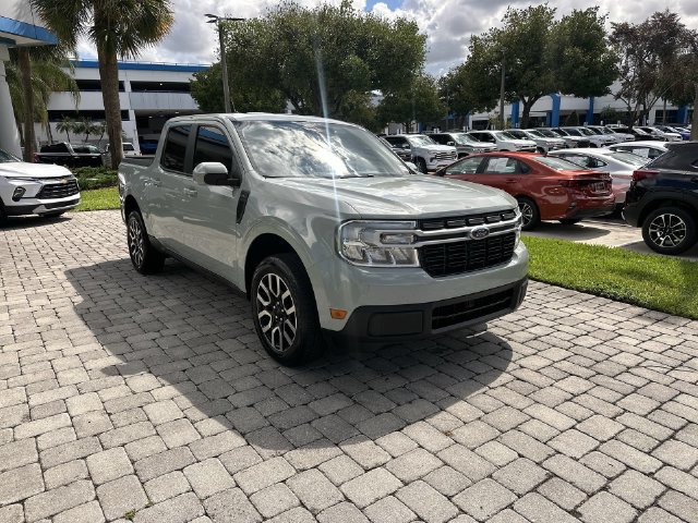 Used 2023 Ford Maverick Lariat FWD image 17