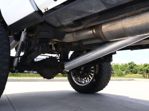 Used 2023 RAM 2500 Laramie AWD/4WD image 13