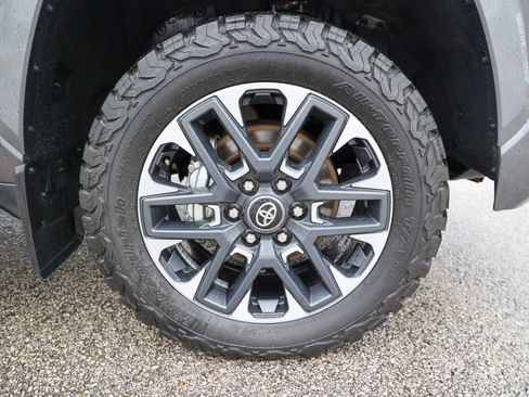 Used 2025 Toyota Tundra Limited w/ Power Package AWD/4WD image 16