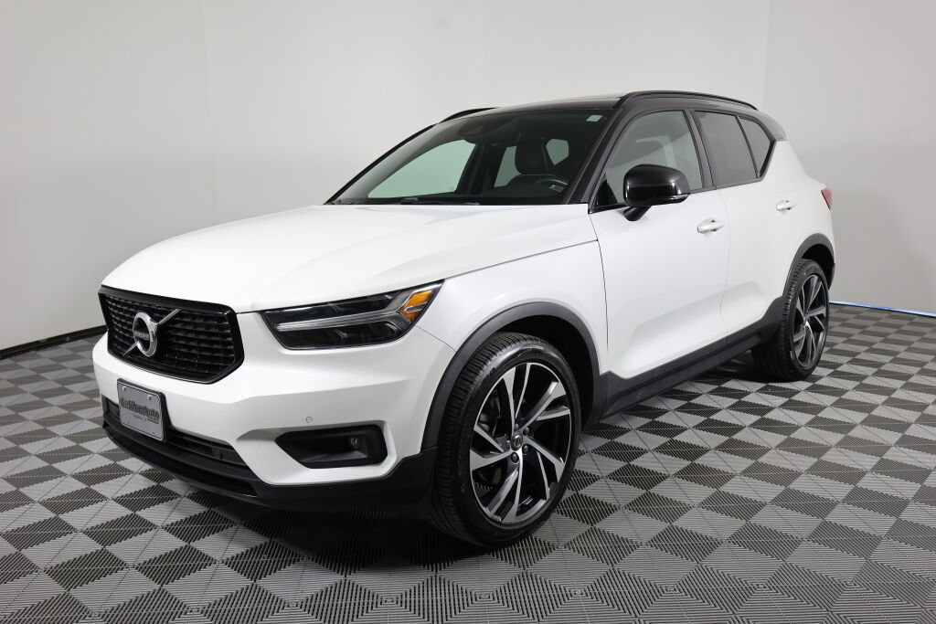 Used 2020 Volvo XC40 T5 R-Design AWD/4WD image 5