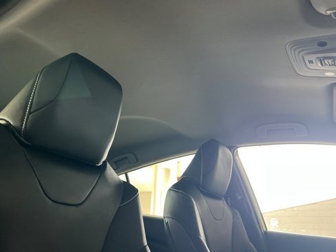 Certified 2021 Toyota Prius Prime Limited w/ Carpet Mat Package (TMS) image 15